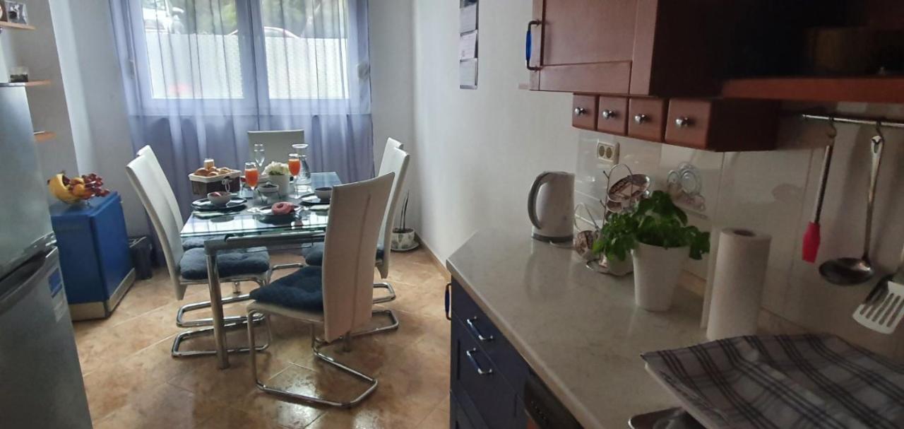 Apartamento Daisy Pula Exterior foto